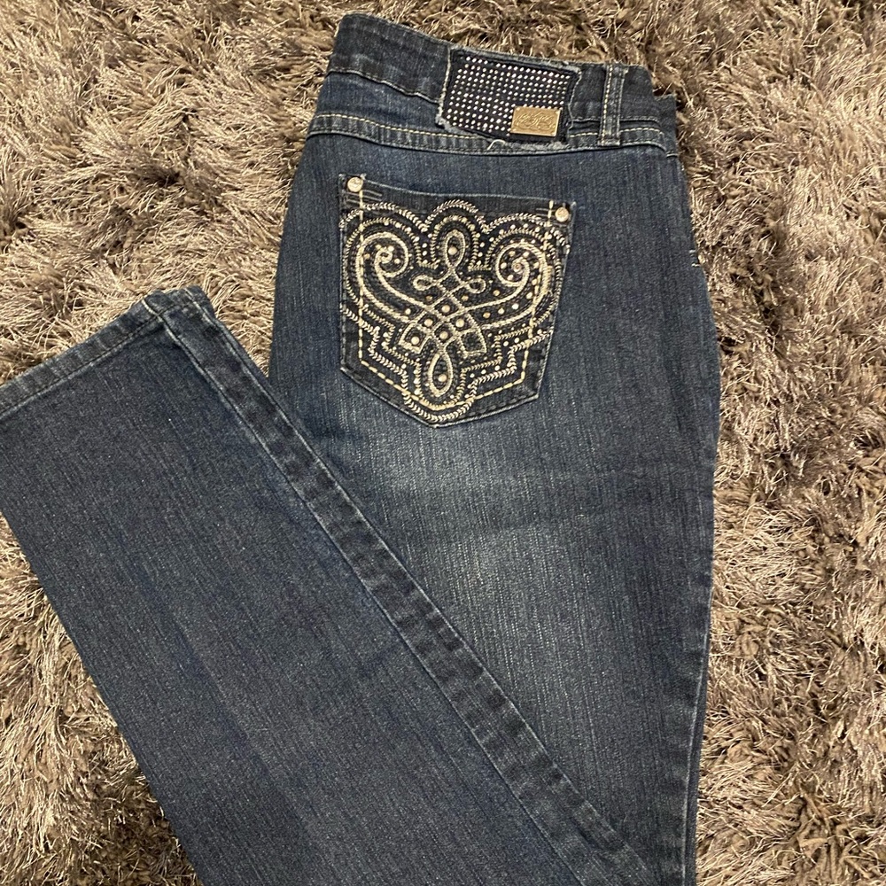 Beautiful rhinestone detail great condition